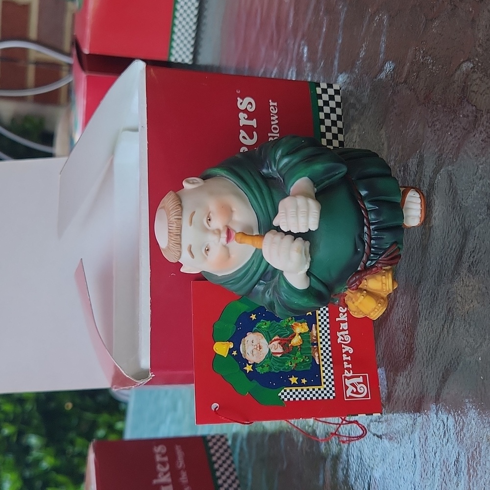 Merry makers figures